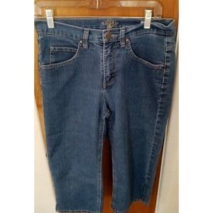 RIders By Lee Denim Capris 30" X 18" No Size Tags Mid Rise Dark Blue